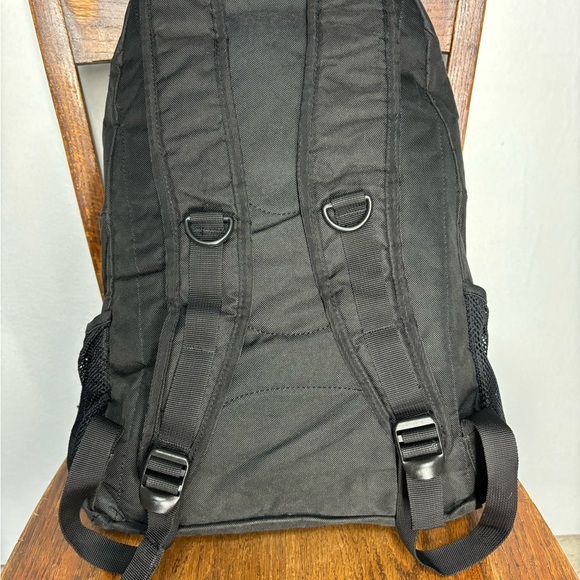 Targus laptop backpack. Black with lots of compartments. Great shape. - Picture 7 of 12